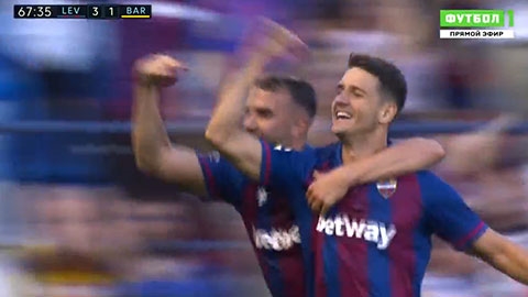 Bất ngờ Radoja nâng tỷ số (trực tiếp: Levante 3-1 Barcelona)