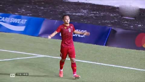 Trọng Hoàng cứa lòng góc xa, nâng tỷ số lên 5-1 (U22 Việt Nam 5-1 U22 Lào)