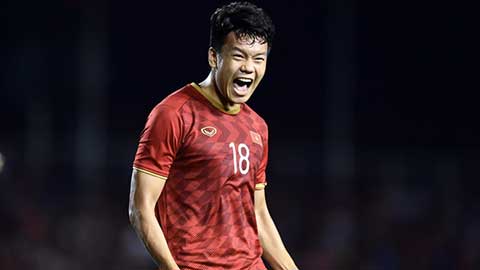 Thành Chung đánh đầu ngược  gỡ hòa (U22 Việt Nam 1-1 U22 Indonesia)