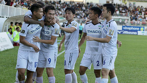 Những tuyệt phẩm đẹp như tranh vẽ của HAGL ở V.League 2019