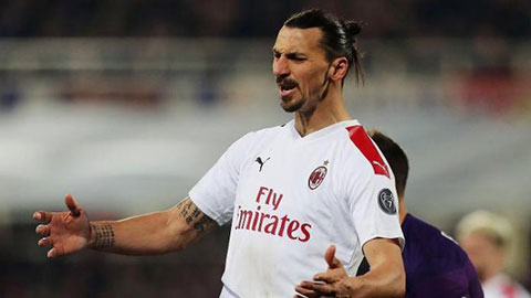 Ibrahimovic bực tức khi bị VAR từ chối bàn thắng đẹp mắt