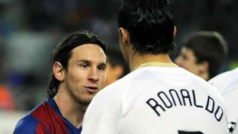 Ronaldo và Messi đá thế nào trong lần đầu đụng độ nhau?