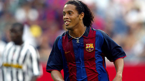 Vì sao Ronaldinho từ chối M.U để chọn Barca?