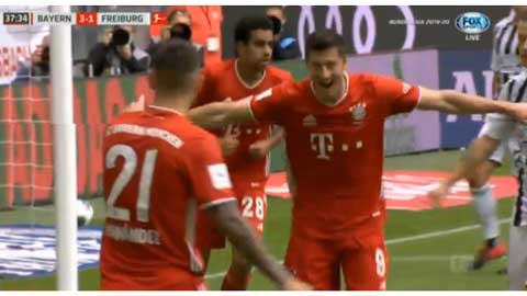 Lewandowski tái lập cách biệt 2 bàn cho chủ nhà (Bayern 3-1 Freiburg)