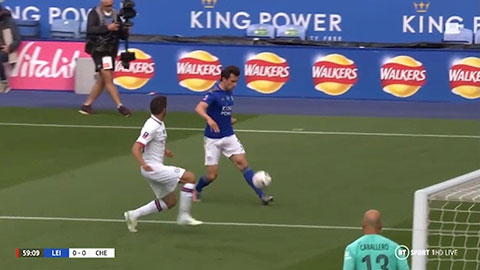 Chilwell đưa bóng trúng xà ngang (Leicester City 0-0 Chelsea)