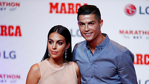 Bạn gái Ronaldo và những điều bạn chưa biết