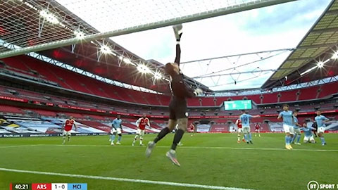 Ederson phản xạ tuyệt vời (Arsenal 1-0 Man City)