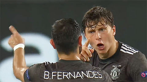 Lindelof nổi khùng với Fernandes ngay trên sân