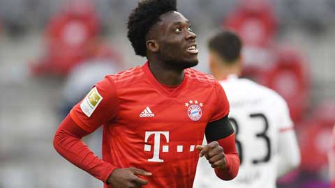 Alphonso Davies đi vào lịch sử tại Champions League