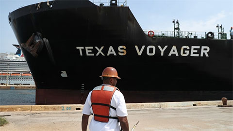 Giá xăng dầu hôm nay 11/9: Kho dự trữ của Mỹ tăng cao, giá dầu giảm trở lại