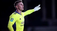 Thủ môn Henderson khiến fan M.U phát cuồng với pha cứu thua ngoạn mục trước Luton