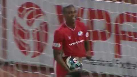  Bruno đưa bóng vào lưới nhanh gọn trước sai lầm của Bửu Ngọc (Viettel 2-0 HAGL)