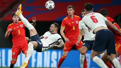 Sao tuyển Anh tung móc ghi bàn tuyệt đẹp