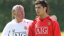 Ronaldo cảm thấy thế nào khi lần đầu tiên bị Sir Alex quát mắng?