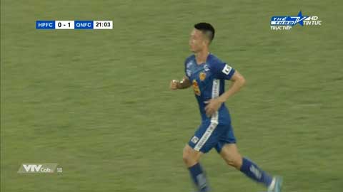 Huy Hùng đánh đầu tung lưới Văn Luân đưa Quảng Nam dẫn 2-0 trước Hải Phòng
