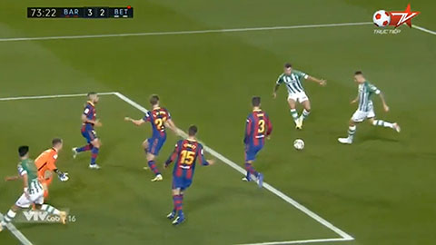 Loren Moron rút ngắn tỷ số (Barca 3-2 Betis)