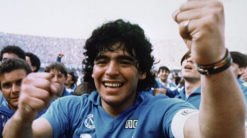 10 bàn thắng đẹp nhất sự nghiệp của 'Cậu bé vàng' Maradona