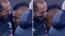 Fan Inter phẫn nộ khi Arturo Vidal hôn logo đội bóng cũ Juventus