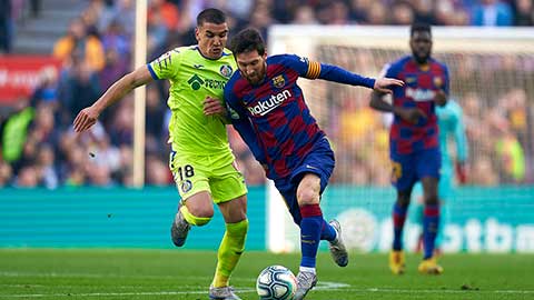 Những kỹ năng qua người khiến đối thủ tức điên của Messi