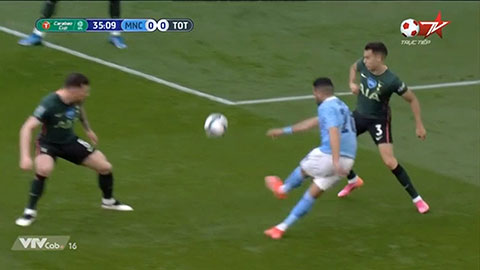 Mahrez sút bóng chệch cột đáng tiếc (Man City 0-0 Tottenham)