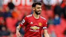 Bruno Fernandes nói gì về pha giật gót 'kiến tạo ma thuật' cho Cavani?