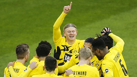 Dortmund mùa 2020/21: Trông cả vào Haaland
