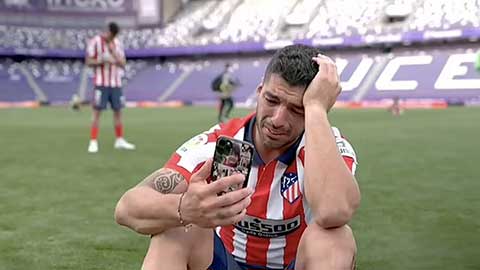 Những video độc, dị nhất tuần: Suarez khóc như mưa gọi điện cho vợ con khi Atletico vô địch