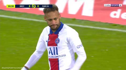 Neymar sút 11m thảm họa trước Brest sau khi căn chỉnh khá lâu