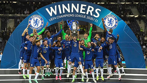 Giây phút Chelsea nâng cao chiếc cúp Champions League