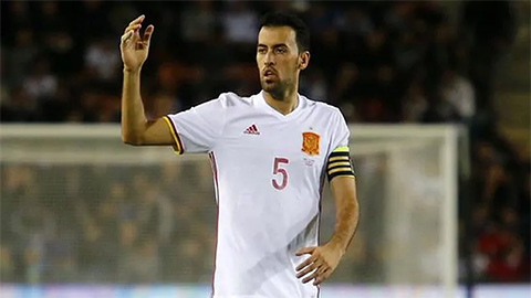 Busquets dương tính Covid-19, ĐT Tây Ban Nha lao đao