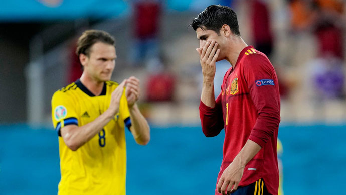ĐT Tây Ban Nha lập hàng loạt kỷ lục vẫn chỉ hòa không bàn thắng với ĐT Thụy Điển