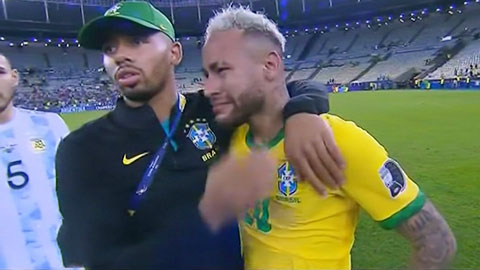 Neymar khóc như mưa khi Brazil thất thủ trước Argentina
