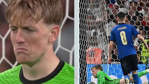 Thủ môn Pickford đã lẩm bẩm gì với bản thân trước khi cản quả pen của Jorginho 