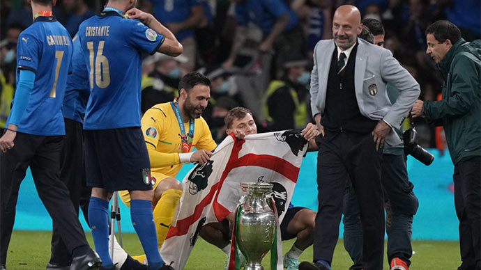 Vì sao các cầu thủ Italia bật khóc trước trận chung kết EURO 2020?