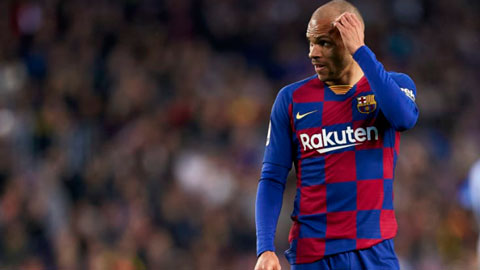 Barca  đồng ý bán  cầu  thủ thứ 7 để giảm quỹ lương