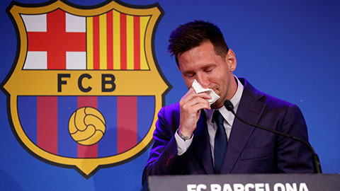 Messi bật khóc trong ngày chia tay Barcelona