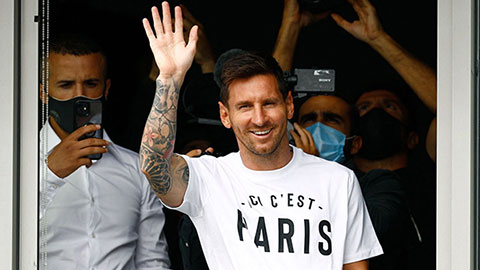 Messi được đưa đón và bảo vệ như nguyên thủ quốc gia khi đến PSG