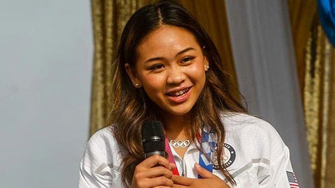 Cô gái H'Mông giành HCV Olympic 2020 được chào đón đặc biệt khi trở về Mỹ