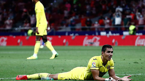 Cầu thủ Villarreal phản lưới kỳ lạ giúp Atletico thoát thua 