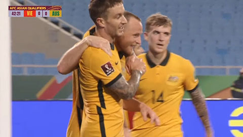 Grant đánh đầu mở tỷ số (Việt Nam 0-1 Australia)