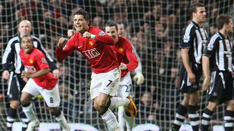 Ronaldo từng lập hat-trick vào lưới Newcastle năm 2008