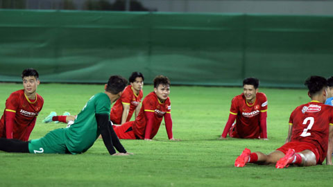 ĐT Việt Nam rà soát đội hình cho trận đấu với Trung Quốc, Phan Văn Đức ngồi ngoài