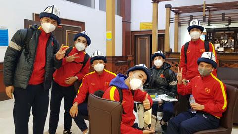 U23 Việt Nam được đón tiếp chu đáo khi đặt chân tới Kyrgyzstan