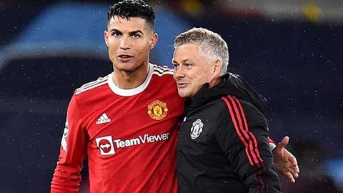 Sau Sir Alex, đến lượt Ronaldo ra tay cứu 'ghế nóng' của Solskjaer