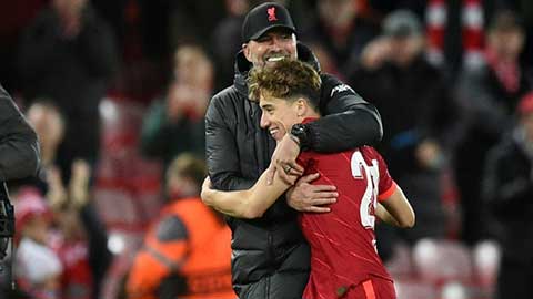 HLV Klopp sốc vì Liverpool vào vòng knock-out dễ quá