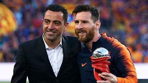 Messi ca ngợi Xavi, ấp ủ dự định trở lại Barca