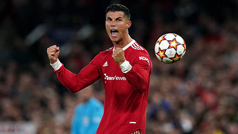 MU được kêu gọi trao băng đội trưởng cho Ronaldo