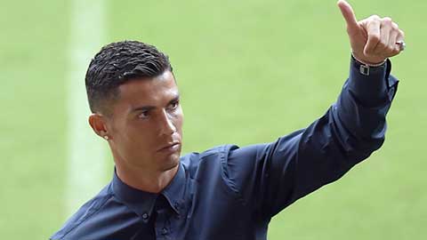 Rời MU, Ronaldo sẽ gia nhập Barca?