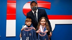 Mbappe lên tiếng bênh vực fan nhí