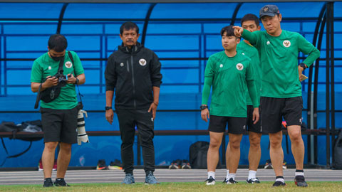 U23 Indonesia tập luyện trước áp lực bị loại khỏi SEA Games